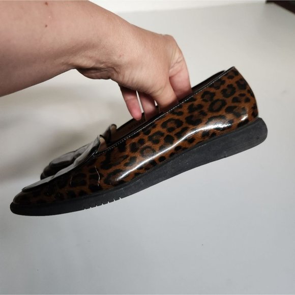 *SOLD* SALVATORE FERRAGAMO | Animal print loafers patent leather brown sz 6B - Picture 6 of 7